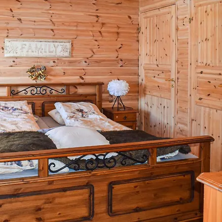 3 Bedroom Cozy In Al *