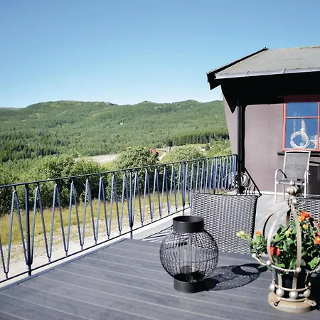 3 Bedroom Cozy In Al * Skarsgård